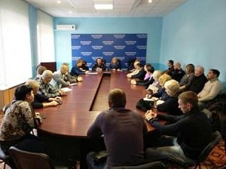 Прокуратура и полиция Саратова обсудили с УК «право граждан на безопасное проживание»