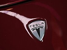 Чистая прибыль Tesla в I квартале составила $16 млн против убытка годом ранее