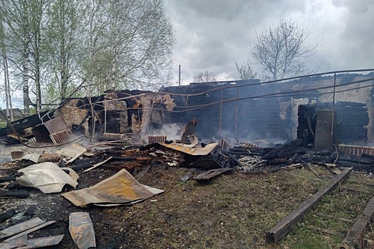 Одна из версий — поджог: в прикамском посёлке сгорел единственный фельдшерско-акушерский пункт