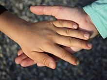 Во Владивостоке школьницу наградили за спасение четырёхлетнего мальчика