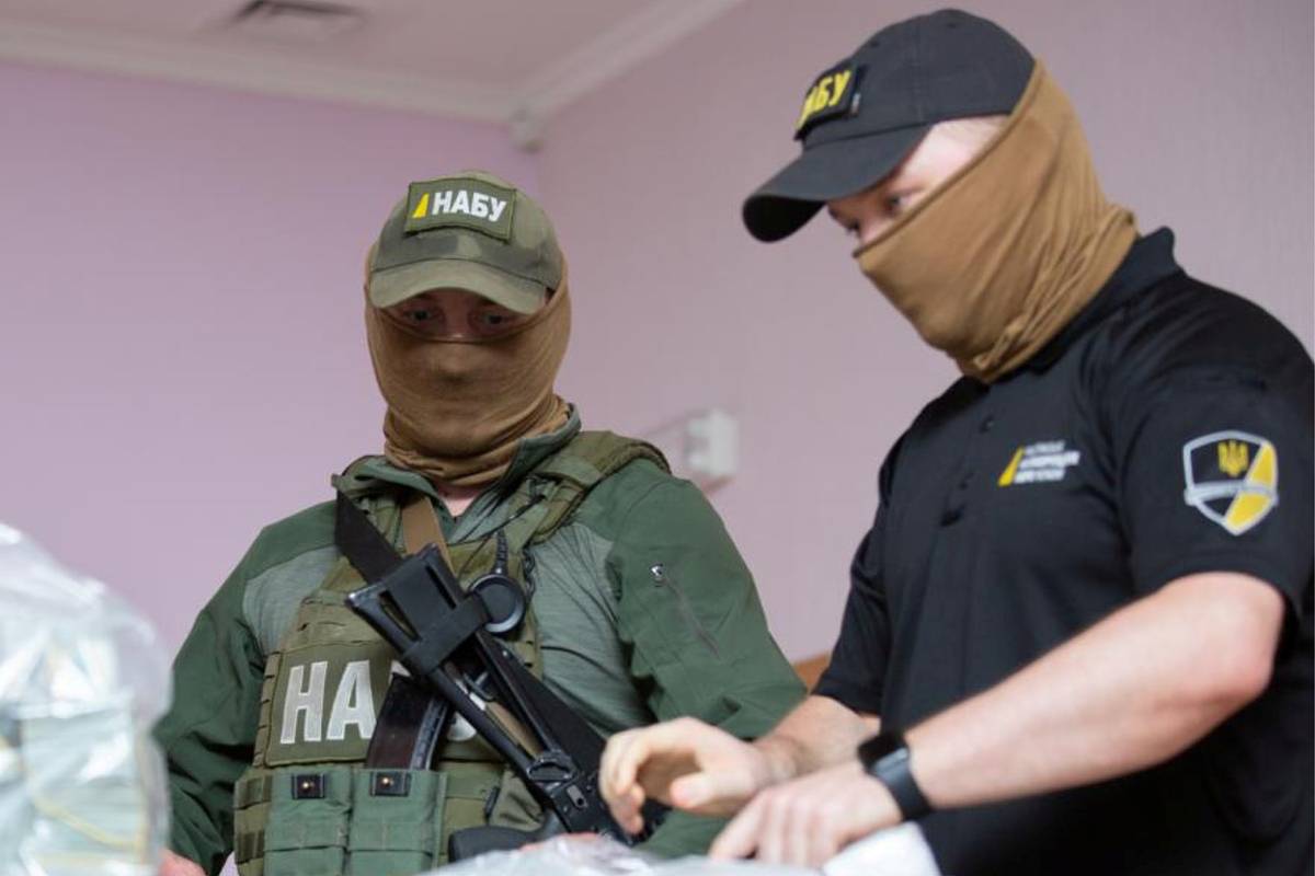 Названы последствия обыска НАБУ и САП у Ермака для Зеленского