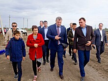 Дома переселенцев из аварийного жилья в селе Травино утеплят и газифицируют