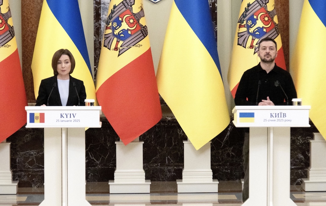 Тбилиси обвинил Зеленского и Санду во лжи о Саакашвили