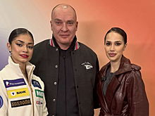 Разин выложил фото с Загитовой, Петросян, Тутберидзе и Ягудиным: «Надеюсь когда-нибудь встать с ними в один ряд»