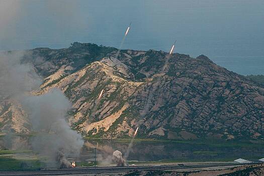 КНДР заподозрили в новых испытаниях баллистической ракеты