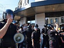 Генпрокуратура и МВД проверили действия своих сотрудников на митингах