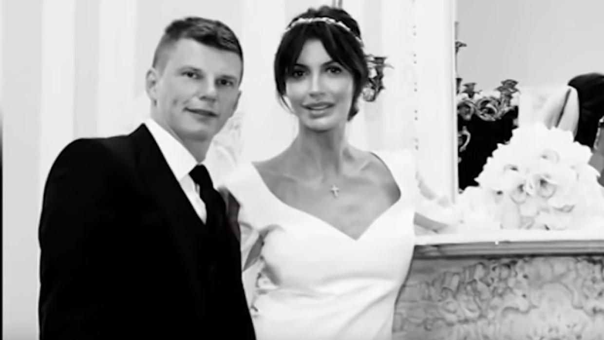 Тяжелобольная бывшая жена Аршавина перестала выходить на