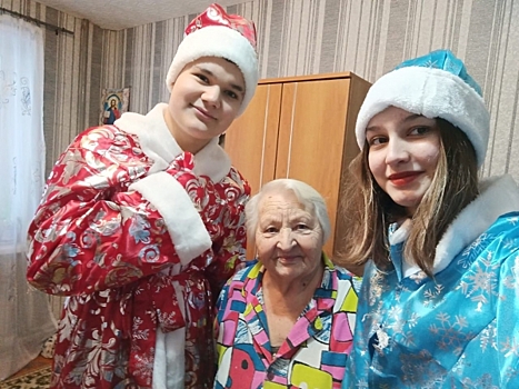 В Башкирии «Волонтеры Победы» поздравили с Новым годом жительницу блокадного Ленинграда