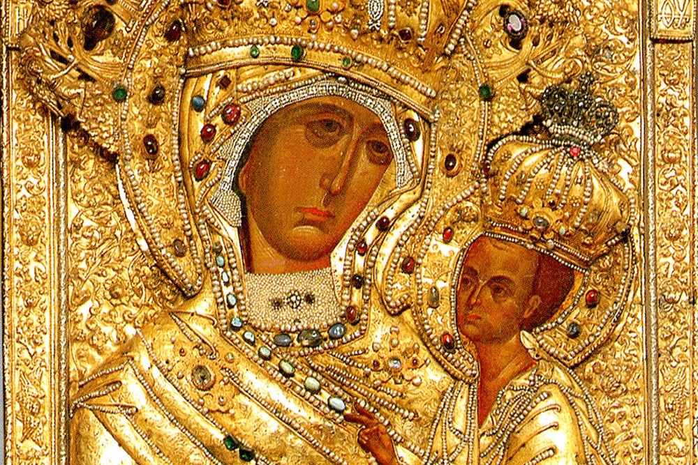 Тихвинскую икону Божией Матери доставили в храм Христа Спасителя в Москве