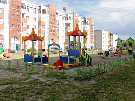 Молния оставила без электричества город в Томской области