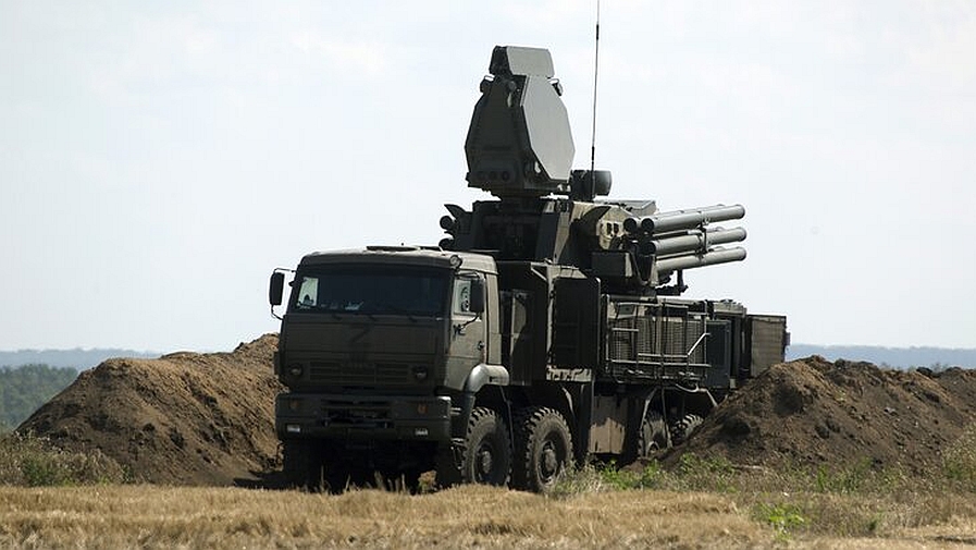 Собянин: ПВО отражает атаку БПЛА, атаковавших Москву