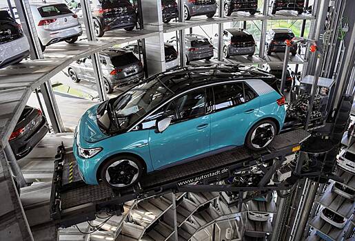 Германия задумала поднять цены на машины из-за проблем на рынке