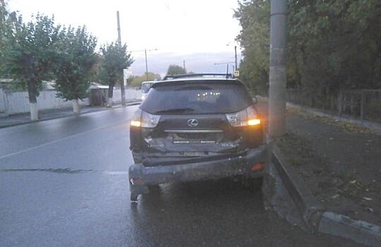 В Кирове Great Wall врезался в остановившийся Lexus