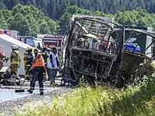 Полиция подтвердила гибель 18 человек при аварии автобуса в Баварии