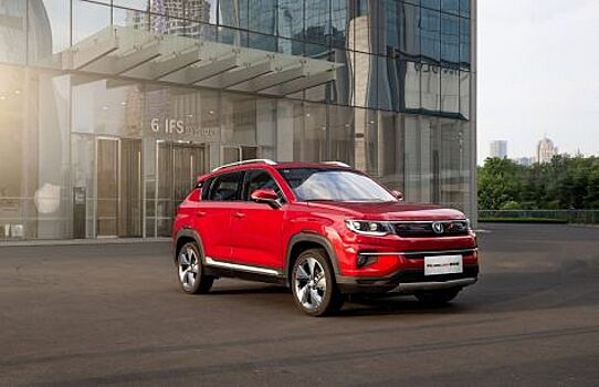 Китайские машины в России стали дороже