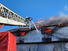 В Челябинске на месте пожара в мебельном цехе найдено тело погибшего