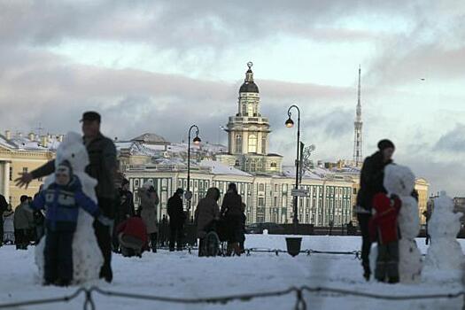 Желающие переехать из регионов россияне стали чаще выбирать Петербург: чем привлекает город
