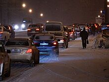 Столичных водителей и пешеходов призвали к осторожности