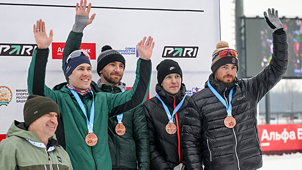 Латыпов, Бабиков, Бабчин и Бурлаков получили бронзовые медали за эстафету на Спартакиаде. Ранее они отдали свои награды белорусам