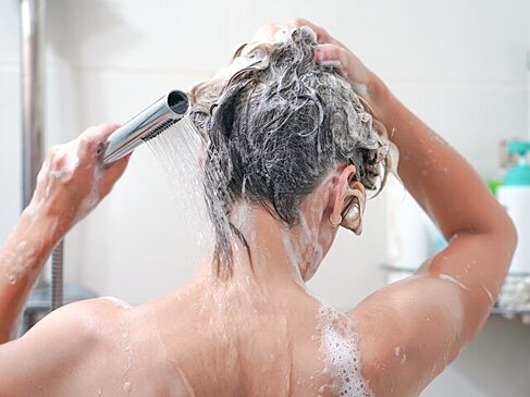 Дерматолог назвала главные ошибки при приеме ванны