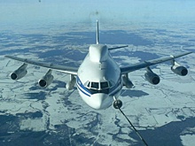 Появилось фото "самолета Судного дня" РФ во время дозаправки в воздухе