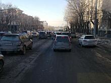 Фанаты Басты массово опаздывают на концерт в Новосибирске