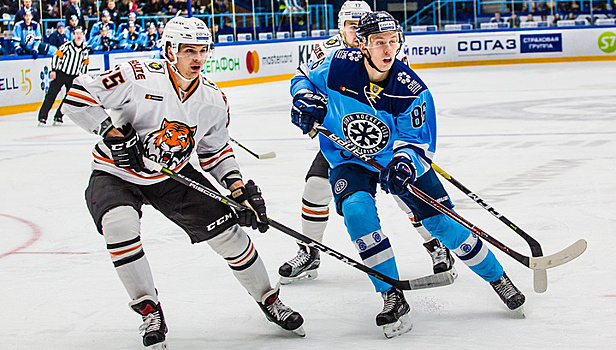 "Сибирь" прервала серию из шести поражений подряд в игре с "Амуром"