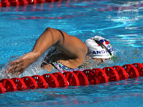 Виктория Андреева победила на ЧР в Москве на дистанции 2 м в плавании комплексом