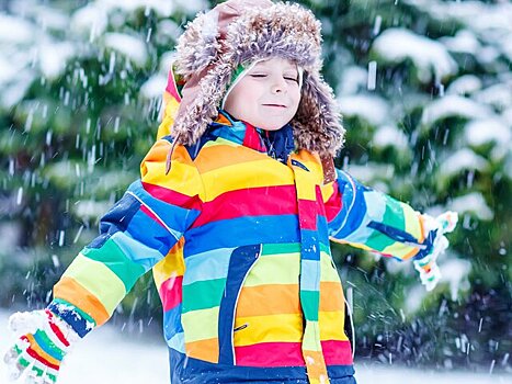 Психолог Макарова: качественный отдых в новогодние каникулы спасет детей от невроза