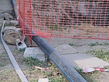 В Волгограде на улице Козловской устраняют аварию на трубопроводе