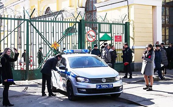 Взрыв в Академии им. Можайского: Бомбу принес кто-то из своих