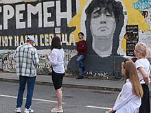 Надпись «Техник» на стене Цоя полностью перекрыли другими граффити