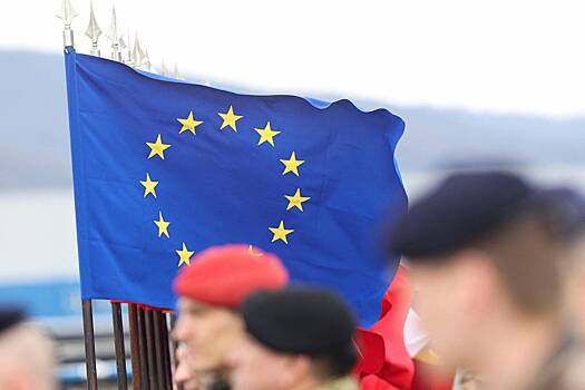 Евросоюз приостановил ответные меры против американского импорта