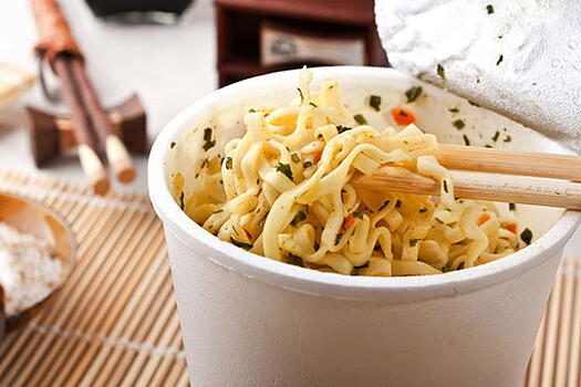 Специалист Иен: лапша быстрого не приводит к набору веса