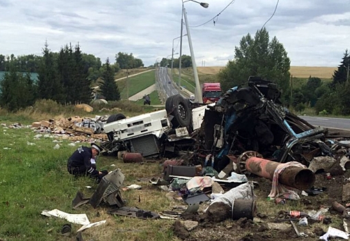 В Орловской области в массовой аварии погибли два человека