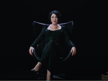 «Фигура — блеск»: похудевшая Лолита в обтягивающем комбинезоне восхитила поклонников