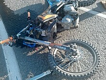 Две школьницы на питбайке влетели в легковушку под Анапой
