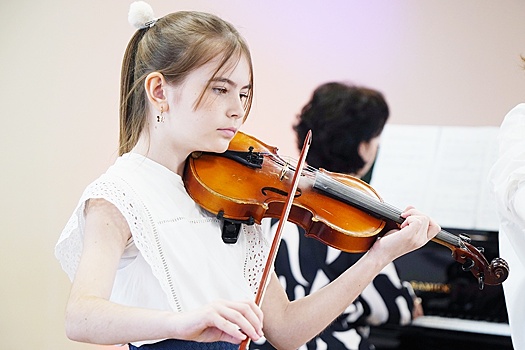 Два миллиона российских детей занимаются в школах искусств