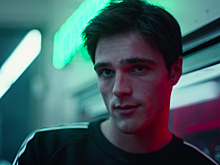 Кто такой Джейкоб Элорди и почему все обсуждают его романы