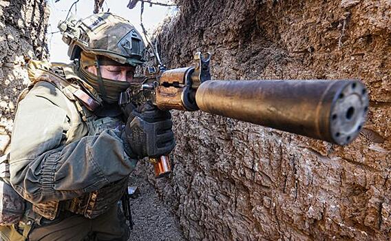 Русский “бумажный тигр” разбушевался: От 20-тысячной группировки “Торецк” ныне осталось меньше 80 укровояк