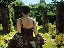 H&M снял фильм о коллаборации с Erdem