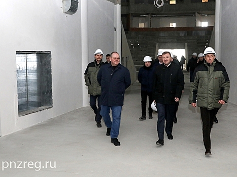 Олег Мельниченко и Сергей Беляков посетили стройплощадку пензенского цирка