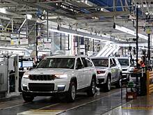 Производитель Fiat, Opel и Jeep решил остановить заводы из-за пошлин Трампа