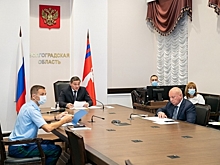 Губернатор Андрей Бочаров провел прием граждан