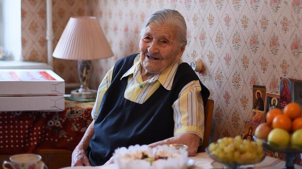 100-летий юбилей отметила многостаночница Мария Виноградова из Вологды