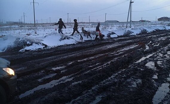 Строительство дороги в микрорайоне "Подсолнухи" отложат до осени