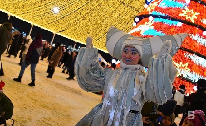Казань потратит на культурную программу у главной елки в новогоднюю ночь 2,8 млн рублей