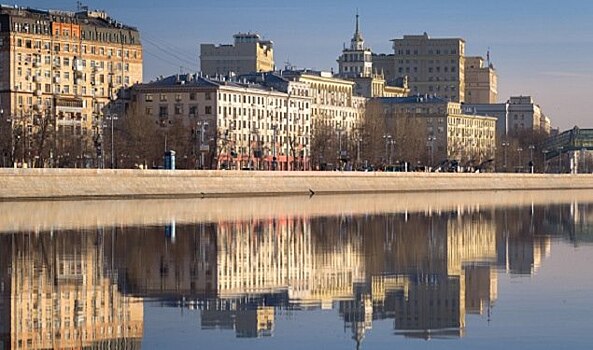 Фрунзенская набережная. Сколько стоит жилье партийной элиты у Крымского моста
