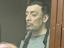 Суд оставил в СИЗО миллиардера Сулейманова