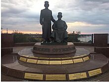 Фотофакт: памятник Оружейникам отремонтировали в Ижевске